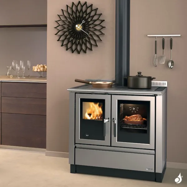 Cuisinière à Bois Encastrable La Nordica Venezia VST Puissance 8.3kW Sortie Fumée Supérieure Ou Postérieure – Image 4