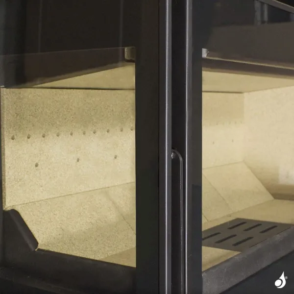 Insert à Bois Lacunza Adour 700 CLI/CLD Puissance 9.5kW Structure Acier Sortie Fumée Supérieure Ø15 Cm – Image 5