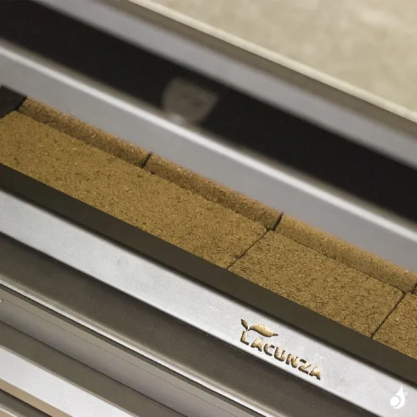 Insert à Bois Lacunza Baltic 700 Puissance 10.5kW Structure Acier Sortie Fumée Supérieure Ø15 Cm – Image 5