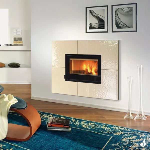 Insert à Bois Ventilé La Nordica Inserto 80 Crystal Evo 2.0 Puissance 7.4kW Sortie Fumée Supérieure – Image 3