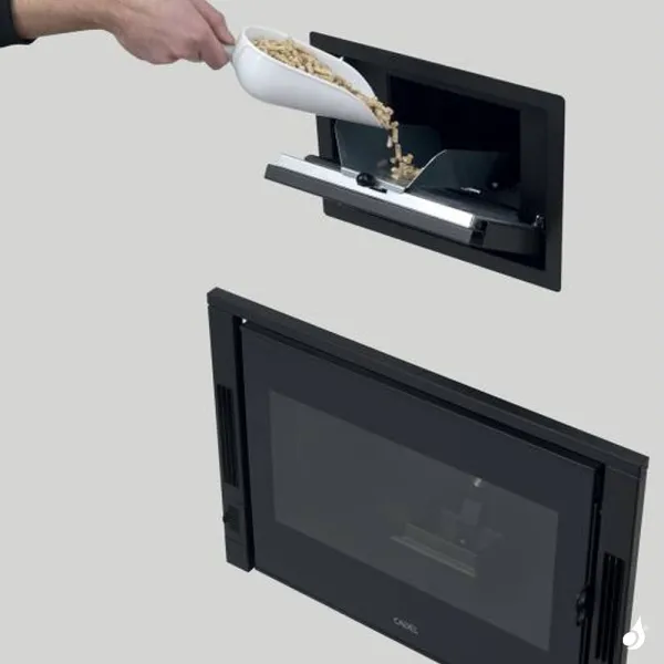 Insert à Granulés étanche CADEL Zefiro 9 Air Ventilé Puissance 9.3kW WiFi Sortie Fumée Supérieure – Image 6