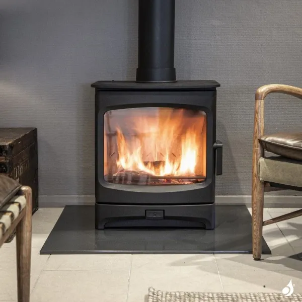 Poêle à Bois Charnwood Aire 7 Sur Socle Bas Puissance 7kW Sortie Fumée Postérieure Ou Supérieure – Image 3