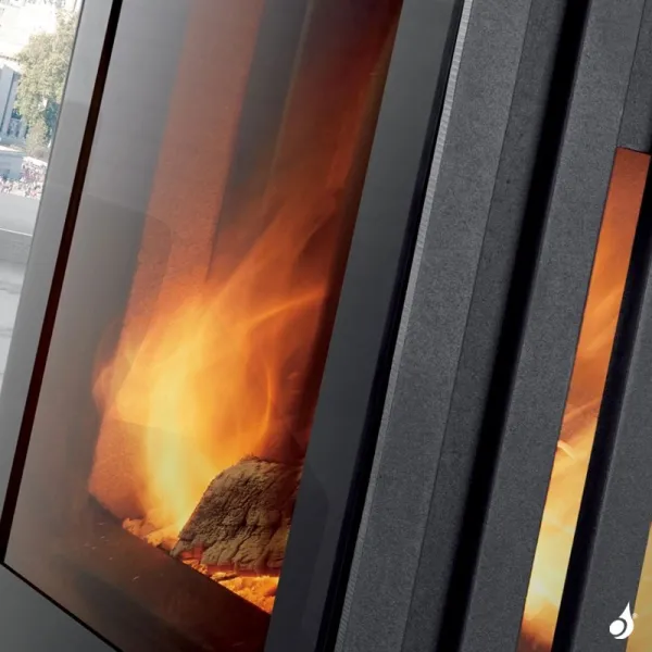 Poêle à Bois Hergom Glance LV Puissance 7kW Sortie Fumée Supérieure – Image 3