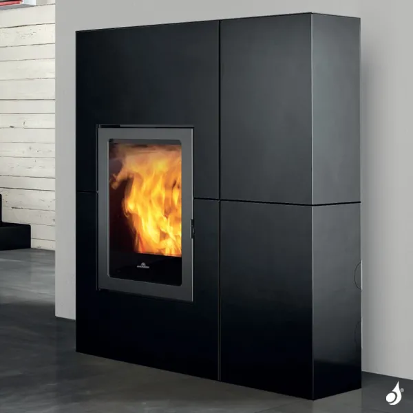 Poêle à Granulés Canalisable Edilkamin Blade 12++ Evo Puissance 12.1kW Sortie Fumée Supérieure Ø8 Cm – Image 4