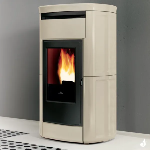 Poêle à Granulés Canalisable Edilkamin Kira2 Evo Puissance 12.6kW Sortie Fumée Postérieure Ø8 Cm – Image 4